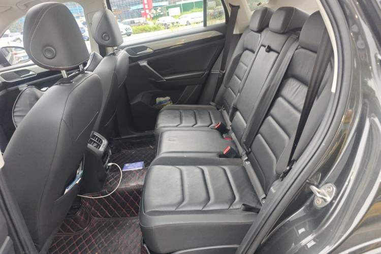Used Volkswagen Tayron 2020 330TSI Two-Wheel Drive Luxury Smart Connectivity Version Left Rear Seat