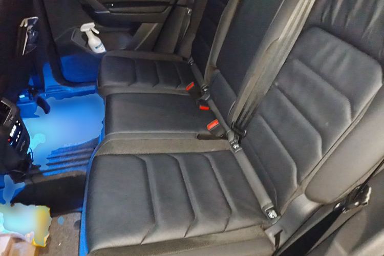 Used Volkswagen Tayron 2020 280TSI Two-Wheel Drive Luxury Connect Edition Left Rear Seat