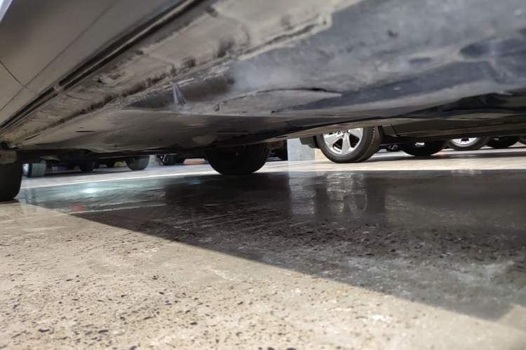 Used Volkswagen Tayron 2020 330TSI Two-Wheel Drive Luxury Smart Connectivity Version Left Side Sill