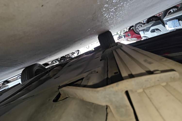 Used Volkswagen Tayron 2020 330TSI Two-Wheel Drive Luxury Smart Connectivity Version Left Side Sill