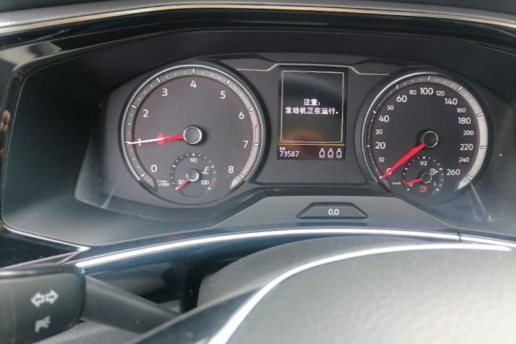 Used Volkswagen Tayron 2020 330TSI Two-Wheel Drive Luxury Smart Connectivity Version Odometer Close Up
