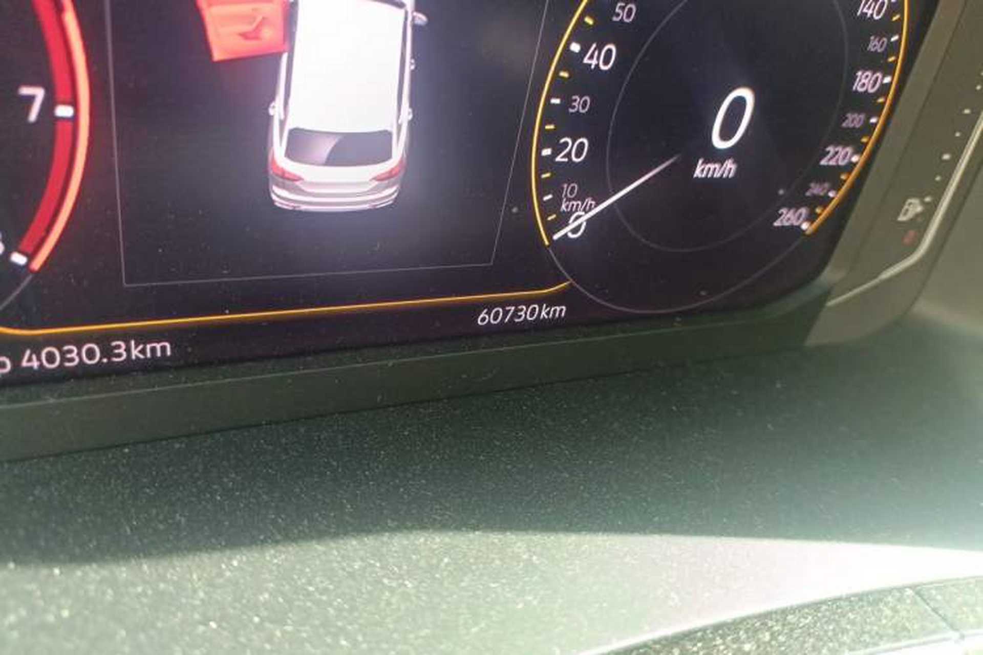 Used Volkswagen Tayron 2020 330TSI Two-Wheel Drive Luxury Connected Pro Edition Odometer Close Up