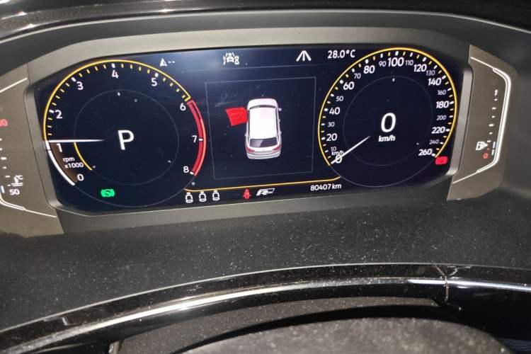 Used Volkswagen Tayron 2020 380TSI All-Wheel Drive R-Line Connected Version Odometer Close Up