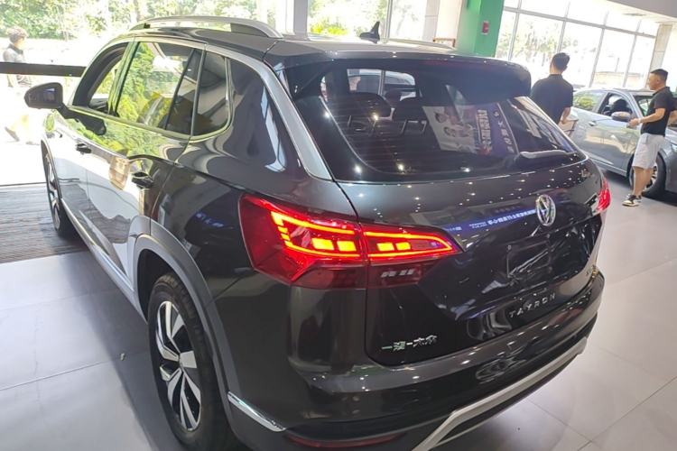 Used Volkswagen Tayron 2020 330TSI Two-Wheel Drive Luxury Smart Connectivity Version Rear Left 45 Deg