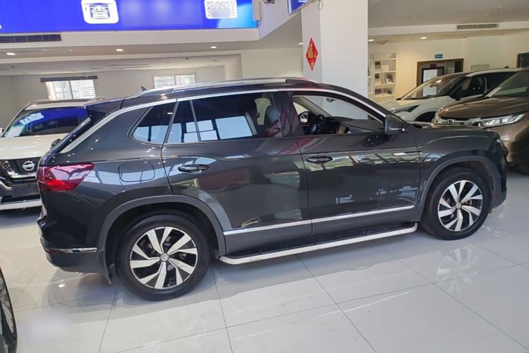 Used Volkswagen Tayron 2020 330TSI Two-Wheel Drive Luxury Smart Connectivity Version Rear Right 45 Deg