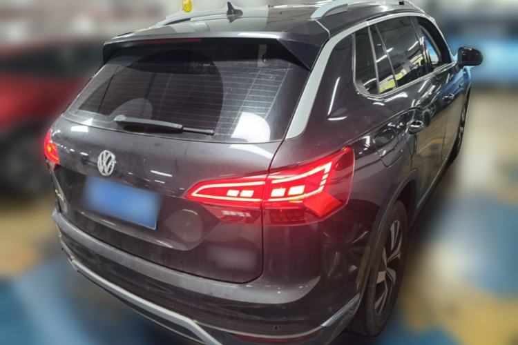 Used Volkswagen Tayron 2020 330TSI Two-Wheel Drive Luxury Smart Connectivity Version Rear Right 45 Deg