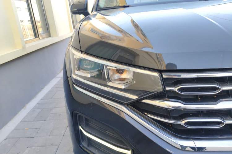 Used Volkswagen Tayron 2020 330TSI Two-Wheel Drive Luxury Smart Connectivity Version Right Front Headlight