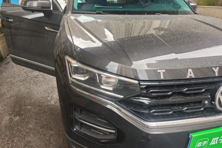 Used Volkswagen Tayron 2020 330TSI Two-Wheel Drive Luxury Smart Connectivity Version Right Front Headlight