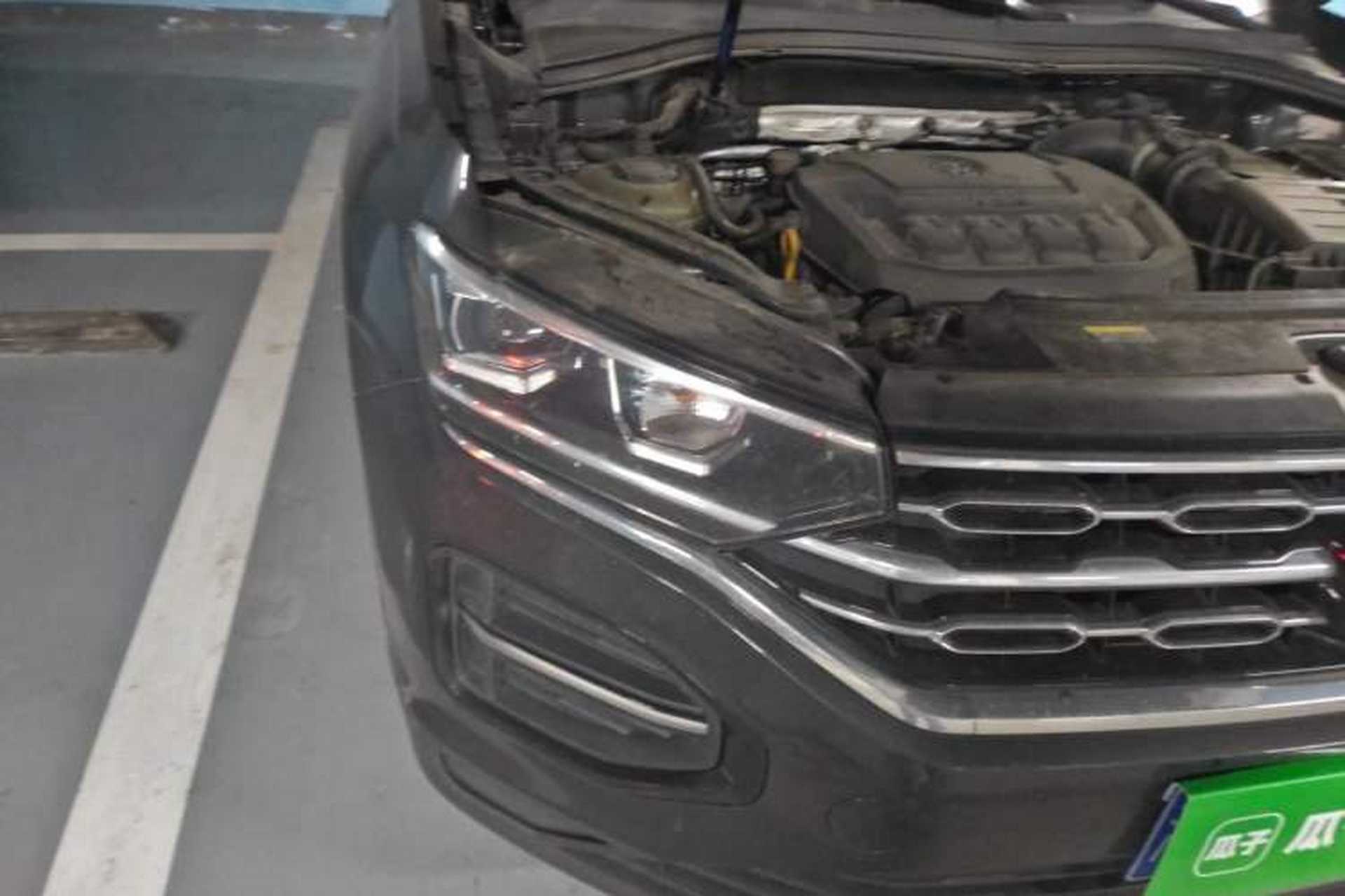 Used Volkswagen Tayron 2020 330TSI Two-Wheel Drive Luxury Smart Connectivity Version Right Front Headlight