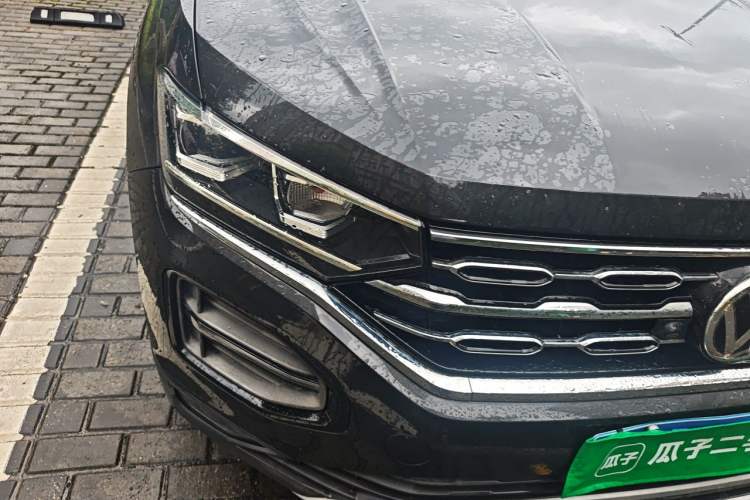Used Volkswagen Tayron 2020 330TSI Two-Wheel Drive Luxury Smart Connectivity Version Right Front Headlight