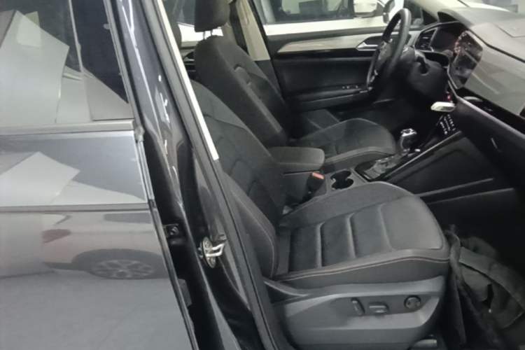 Used Volkswagen Tayron 2020 330TSI Two-Wheel Drive Luxury Smart Connectivity Version Right Front Seat
