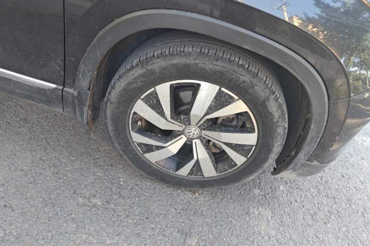 Used Volkswagen Tayron 2020 330TSI Two-Wheel Drive Luxury Smart Connectivity Version Right Front Wheel Hub
