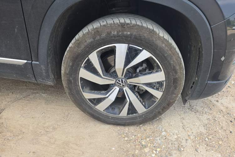 Used Volkswagen Tayron 2020 280TSI Two-Wheel Drive Luxury Connect Edition Right Front Wheel Hub
