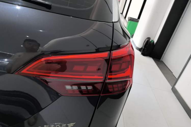 Used Volkswagen Tayron 2020 330TSI Two-Wheel Drive Luxury Smart Connectivity Version Right Rear Taillight