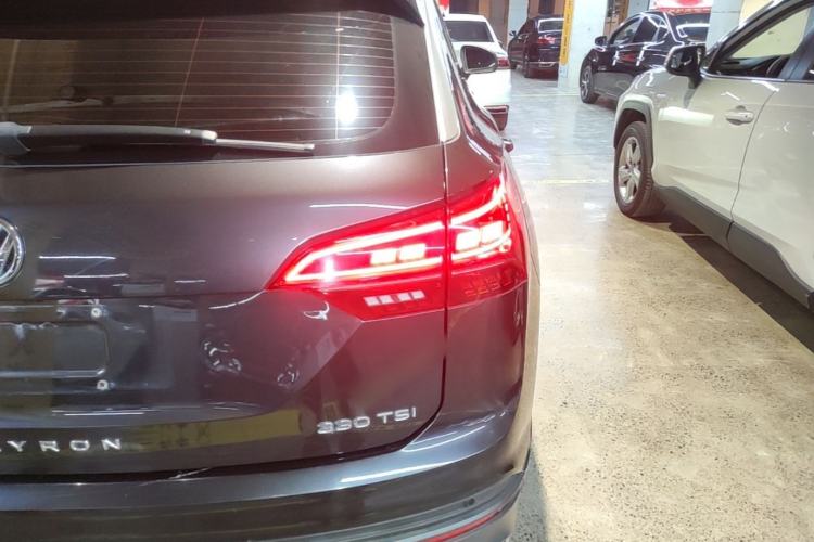 Used Volkswagen Tayron 2020 330TSI Two-Wheel Drive Luxury Smart Connectivity Version Right Rear Taillight