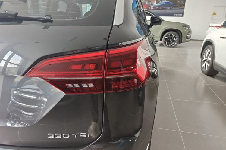 Used Volkswagen Tayron 2020 330TSI Two-Wheel Drive Luxury Smart Connectivity Version Right Rear Taillight