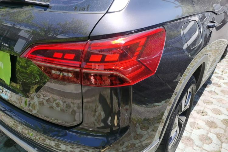 Used Volkswagen Tayron 2020 280TSI Two-Wheel Drive Luxury Connect Edition Right Rear Taillight