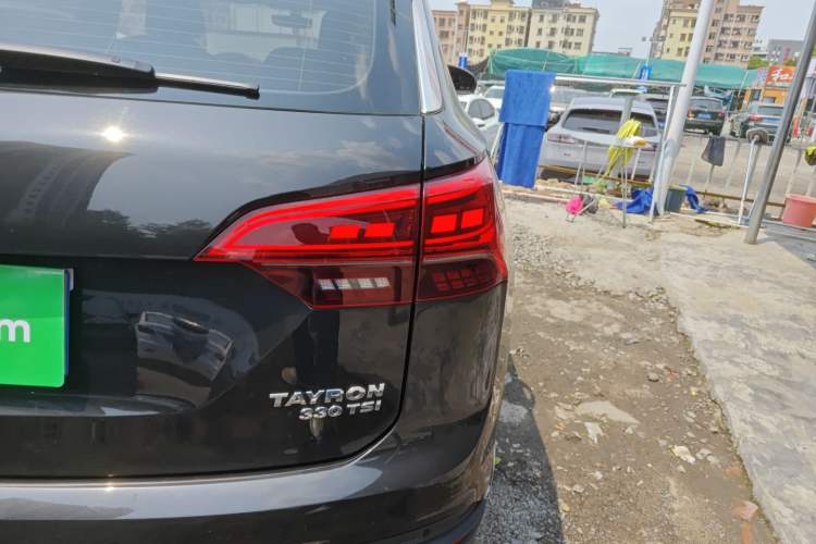Used Volkswagen Tayron 2020 330TSI Two-Wheel Drive Luxury Smart Connectivity Version Right Rear Taillight