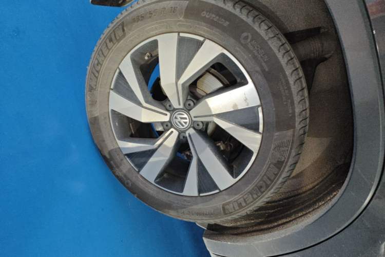 Used Volkswagen Tayron 2020 330TSI Two-Wheel Drive Luxury Smart Connectivity Version Right Rear Wheel Hub