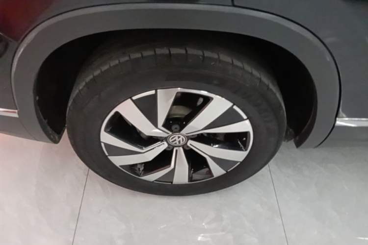 Used Volkswagen Tayron 2020 330TSI Two-Wheel Drive Luxury Smart Connectivity Version Right Rear Wheel Hub