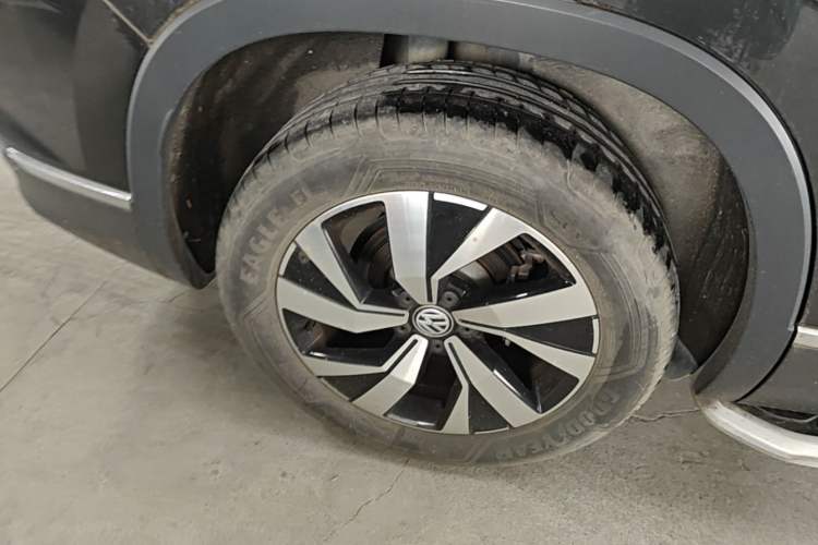 Used Volkswagen Tayron 2020 330TSI Two-Wheel Drive Luxury Smart Connectivity Version Right Rear Wheel Hub