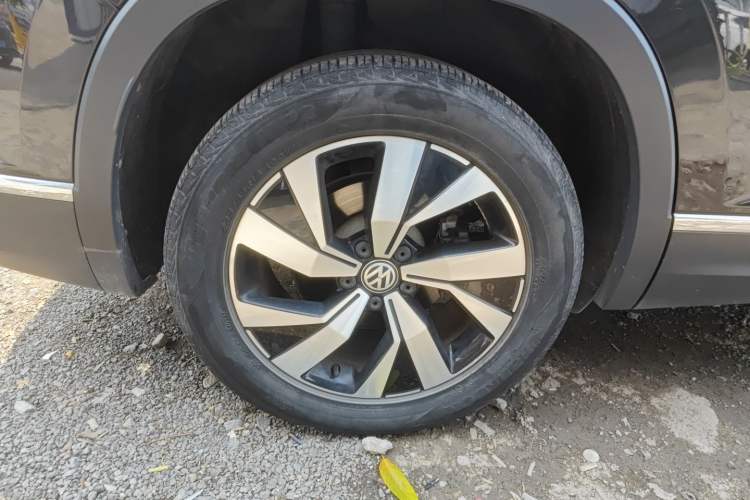 Used Volkswagen Tayron 2020 330TSI Two-Wheel Drive Luxury Smart Connectivity Version Right Rear Wheel Hub
