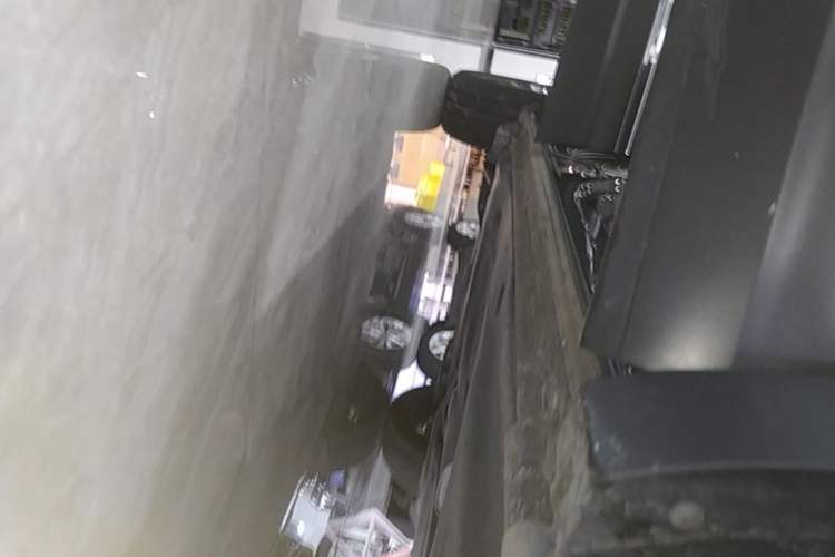 Used Volkswagen Tayron 2020 330TSI Two-Wheel Drive Luxury Smart Connectivity Version Right Side Sill