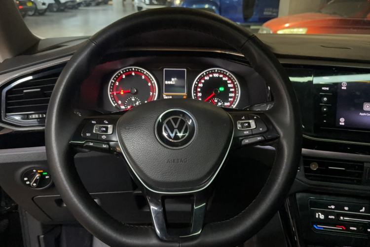 Used Volkswagen Tayron 2020 330TSI Two-Wheel Drive Luxury Smart Connectivity Version Steering Wheel