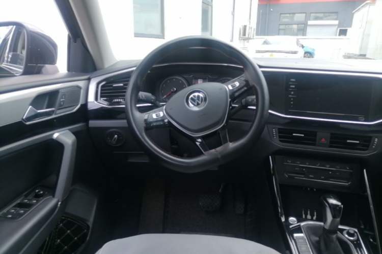 Used Volkswagen Tayron 2020 330TSI Two-Wheel Drive Luxury Smart Connectivity Version Steering Wheel