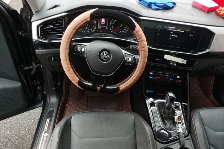 Used Volkswagen Tayron 2020 280TSI Two-Wheel Drive Luxury Connect Edition Steering Wheel