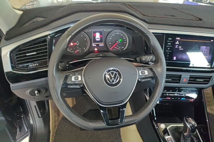 Used Volkswagen Tayron 2020 330TSI Two-Wheel Drive Luxury Smart Connectivity Version Steering Wheel