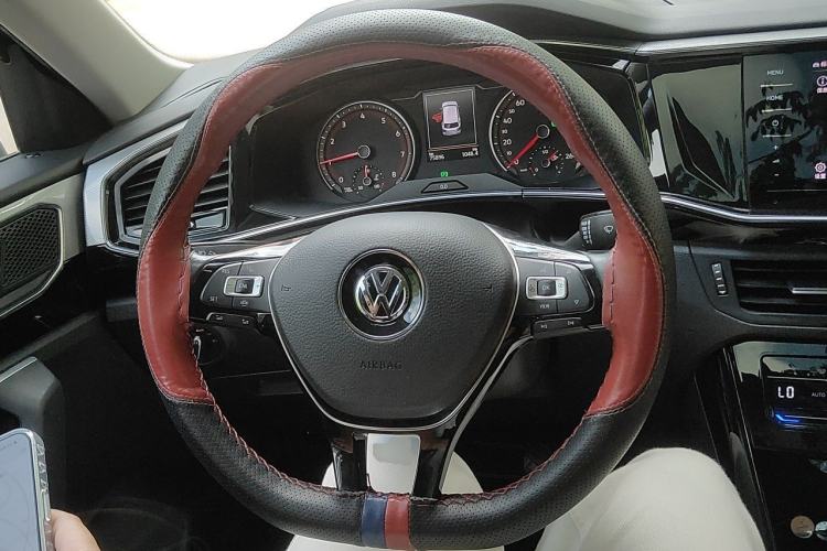 Used Volkswagen Tayron 2020 280TSI Two-Wheel Drive Luxury Connect Edition Steering Wheel