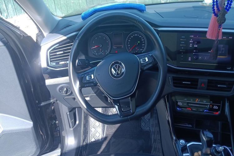 Used Volkswagen Tayron 2020 330TSI Two-Wheel Drive Luxury Smart Connectivity Version Steering Wheel