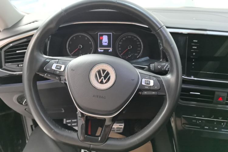 Used Volkswagen Tayron 2020 330TSI Two-Wheel Drive Luxury Smart Connectivity Version Steering Wheel