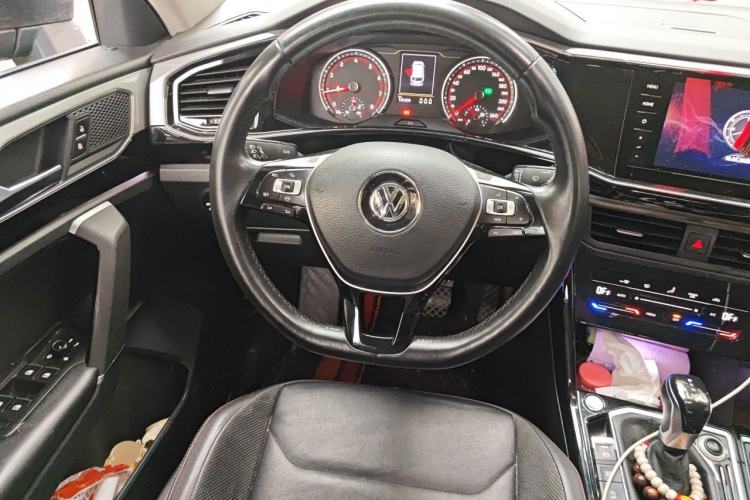 Used Volkswagen Tayron 2020 330TSI Two-Wheel Drive Luxury Smart Connectivity Version Steering Wheel