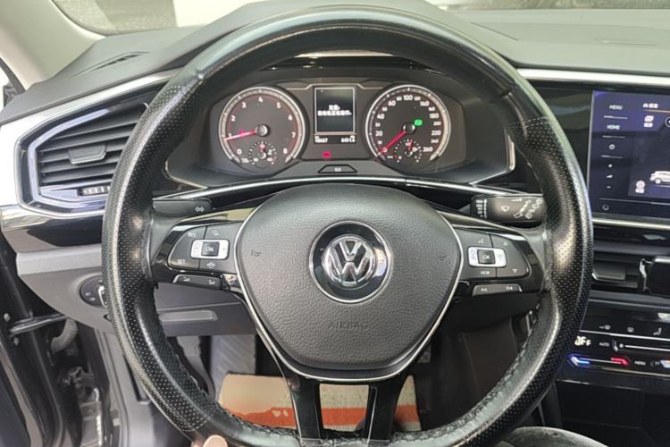 Used Volkswagen Tayron 2020 330TSI Two-Wheel Drive Luxury Smart Connectivity Version Steering Wheel