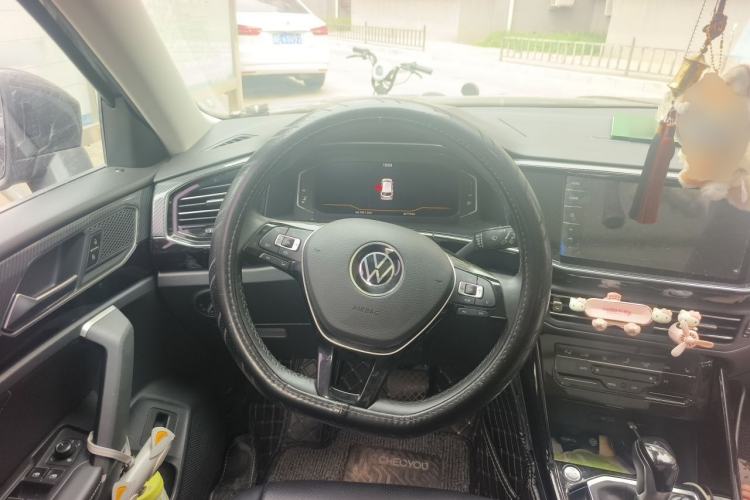 Used Volkswagen Tayron 2020 330TSI Two-Wheel Drive Luxury Connected Pro Edition Steering Wheel