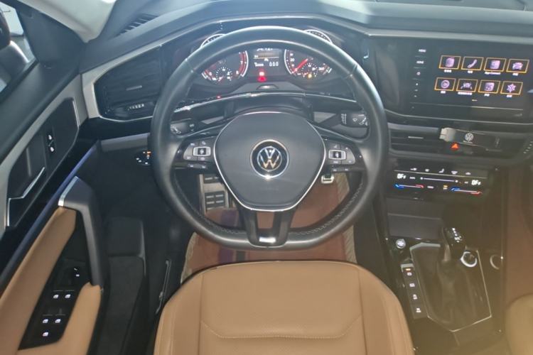 Used Volkswagen Tayron 2020 330TSI Two-Wheel Drive Luxury Smart Connectivity Version Steering Wheel