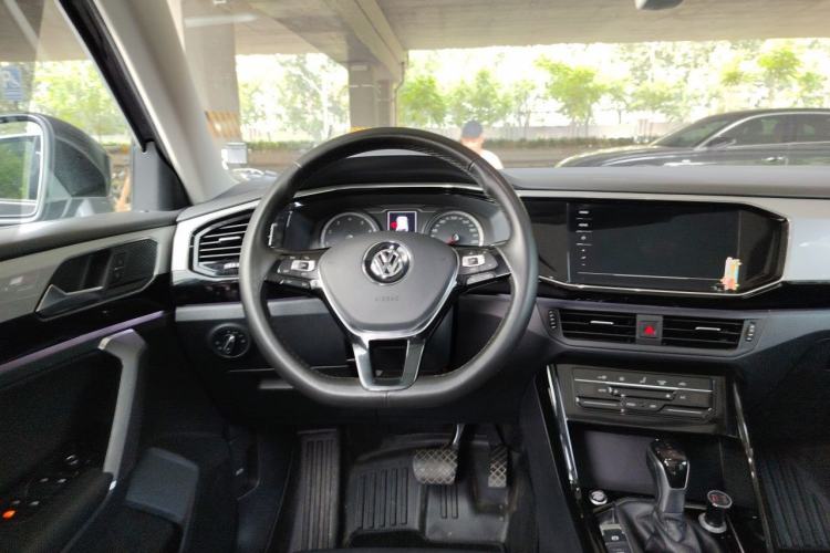 Used Volkswagen Tayron 2020 330TSI Two-Wheel Drive Luxury Smart Connectivity Version Steering Wheel