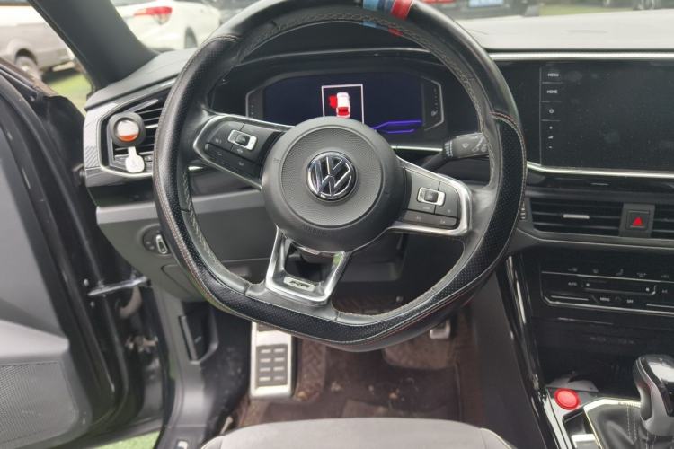 Used Volkswagen Tayron 2020 380TSI All-Wheel Drive R-Line Connected Version Steering Wheel