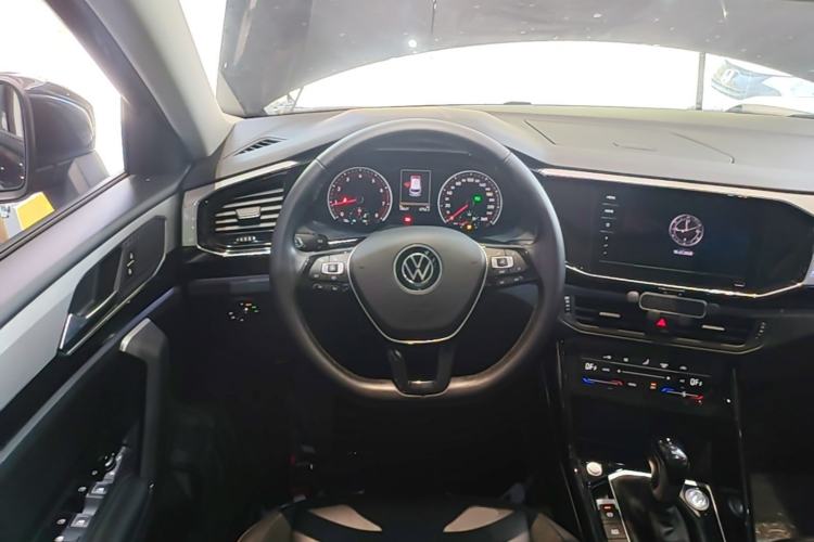 Used Volkswagen Tayron 2020 330TSI Two-Wheel Drive Luxury Smart Connectivity Version Steering Wheel