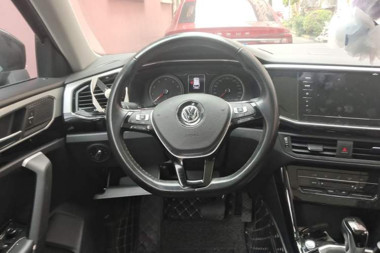 Used Volkswagen Tayron 2020 330TSI Two-Wheel Drive Luxury Smart Connectivity Version Steering Wheel