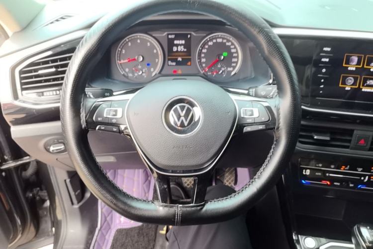 Used Volkswagen Tayron 2020 330TSI Two-Wheel Drive Luxury Smart Connectivity Version Steering Wheel