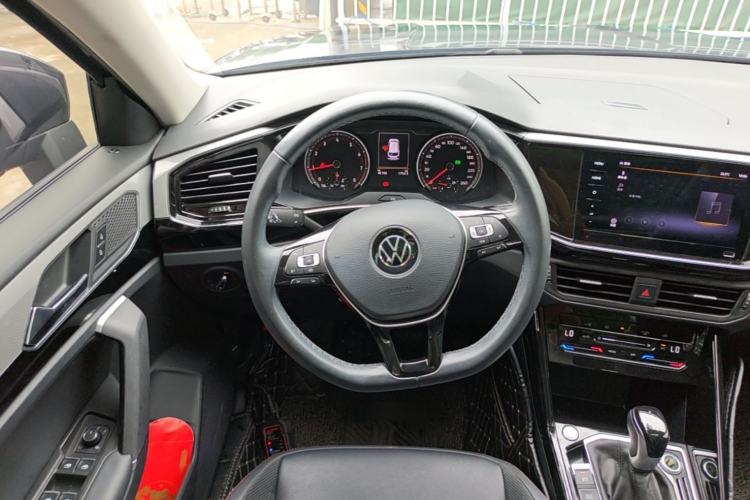 Used Volkswagen Tayron 2020 330TSI Two-Wheel Drive Luxury Smart Connectivity Version Steering Wheel