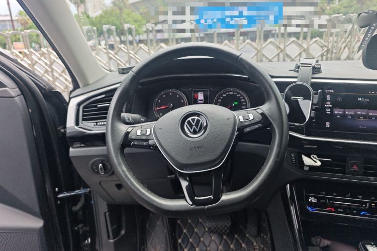 Used Volkswagen Tayron 2020 330TSI Two-Wheel Drive Luxury Smart Connectivity Version Steering Wheel