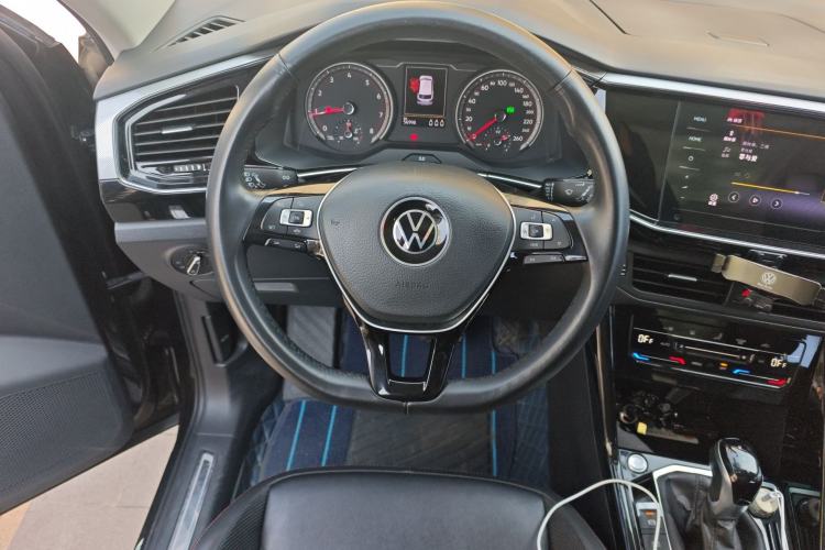 Used Volkswagen Tayron 2020 330TSI Two-Wheel Drive Luxury Smart Connectivity Version Steering Wheel