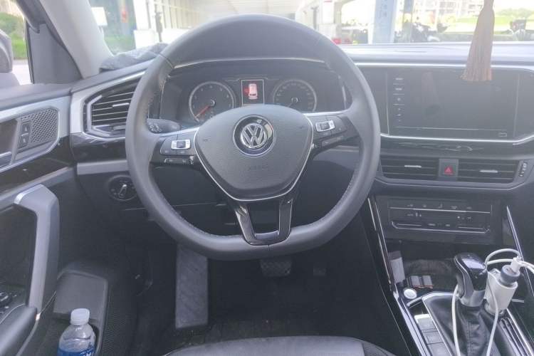 Used Volkswagen Tayron 2020 330TSI Two-Wheel Drive Luxury Smart Connectivity Version Steering Wheel