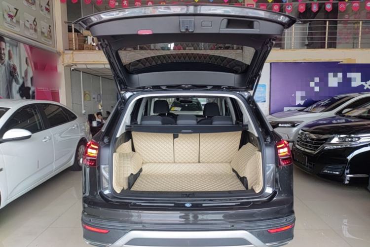 Used Volkswagen Tayron 2020 330TSI Two-Wheel Drive Luxury Smart Connectivity Version Trunk