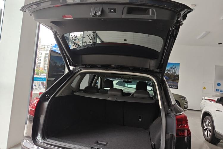 Used Volkswagen Tayron 2020 330TSI Two-Wheel Drive Luxury Smart Connectivity Version Trunk
