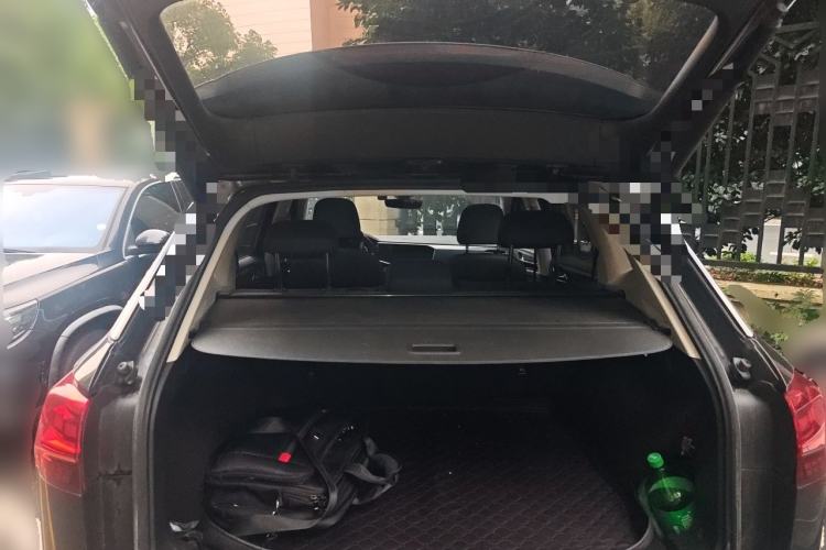 Used Volkswagen Tayron 2020 330TSI Two-Wheel Drive Luxury Connected Pro Edition Trunk